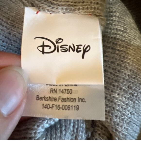Disney Mickey Mouse Winter Beanie Hat Ski Hat Red & Gray One Size Fits Most - Picture 4 of 4